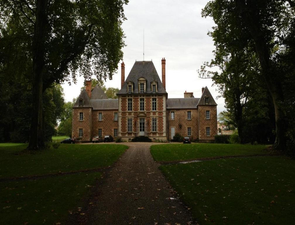 Château de Villars Villeneuve-sur-Allier Exterior foto