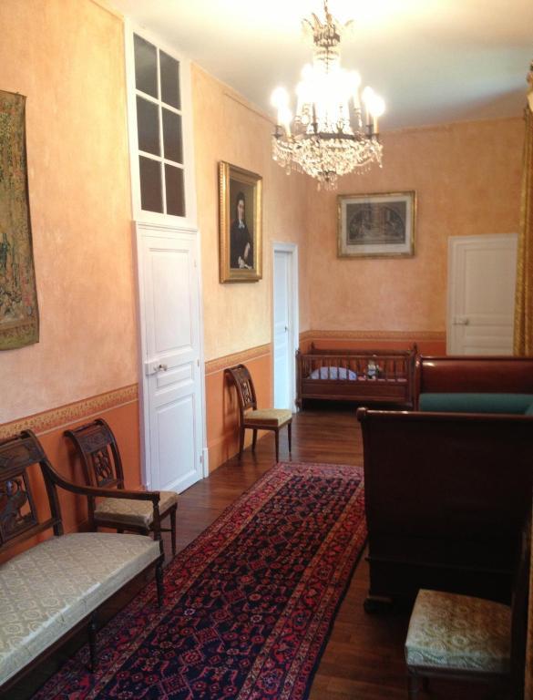 Château de Villars Villeneuve-sur-Allier Cameră foto